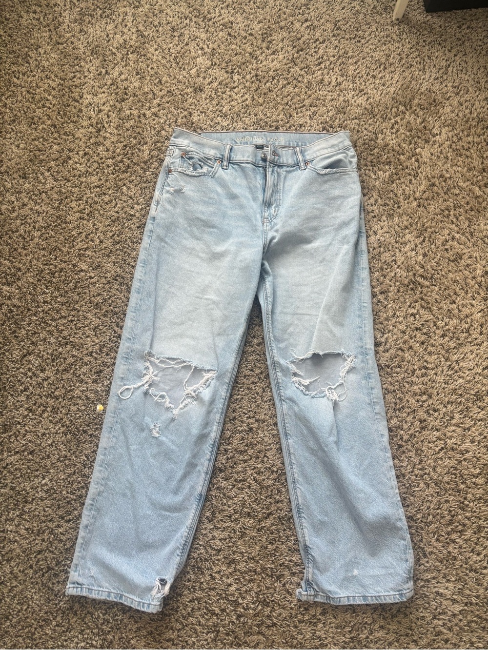 American Eagle Outfitters Light Wash Distressed Boyfriend Jeans